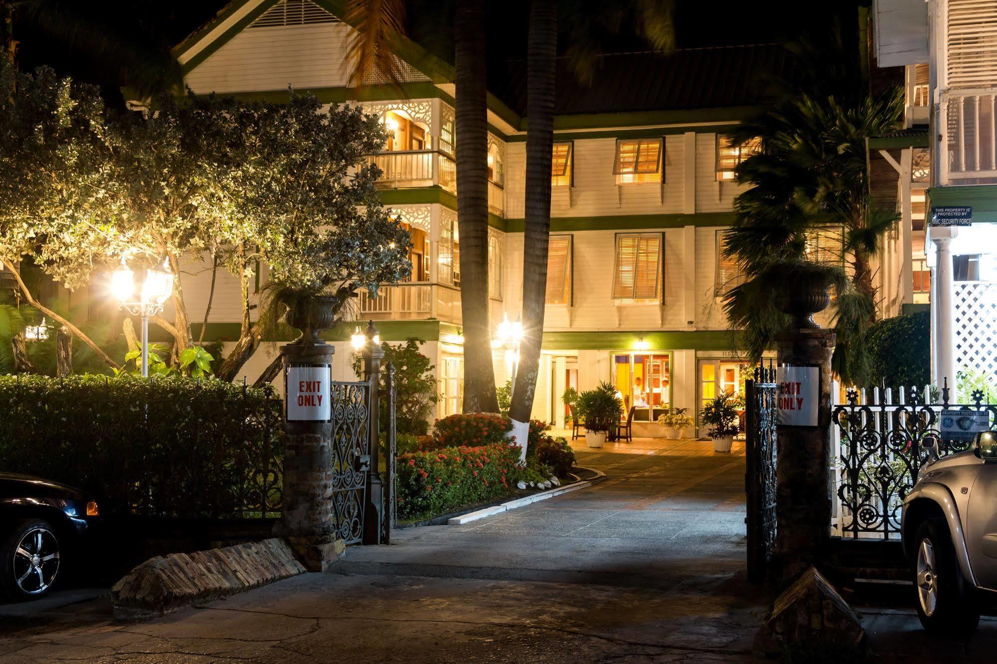 Cara Lodge Hotel Georgetown Eksteriør bilde