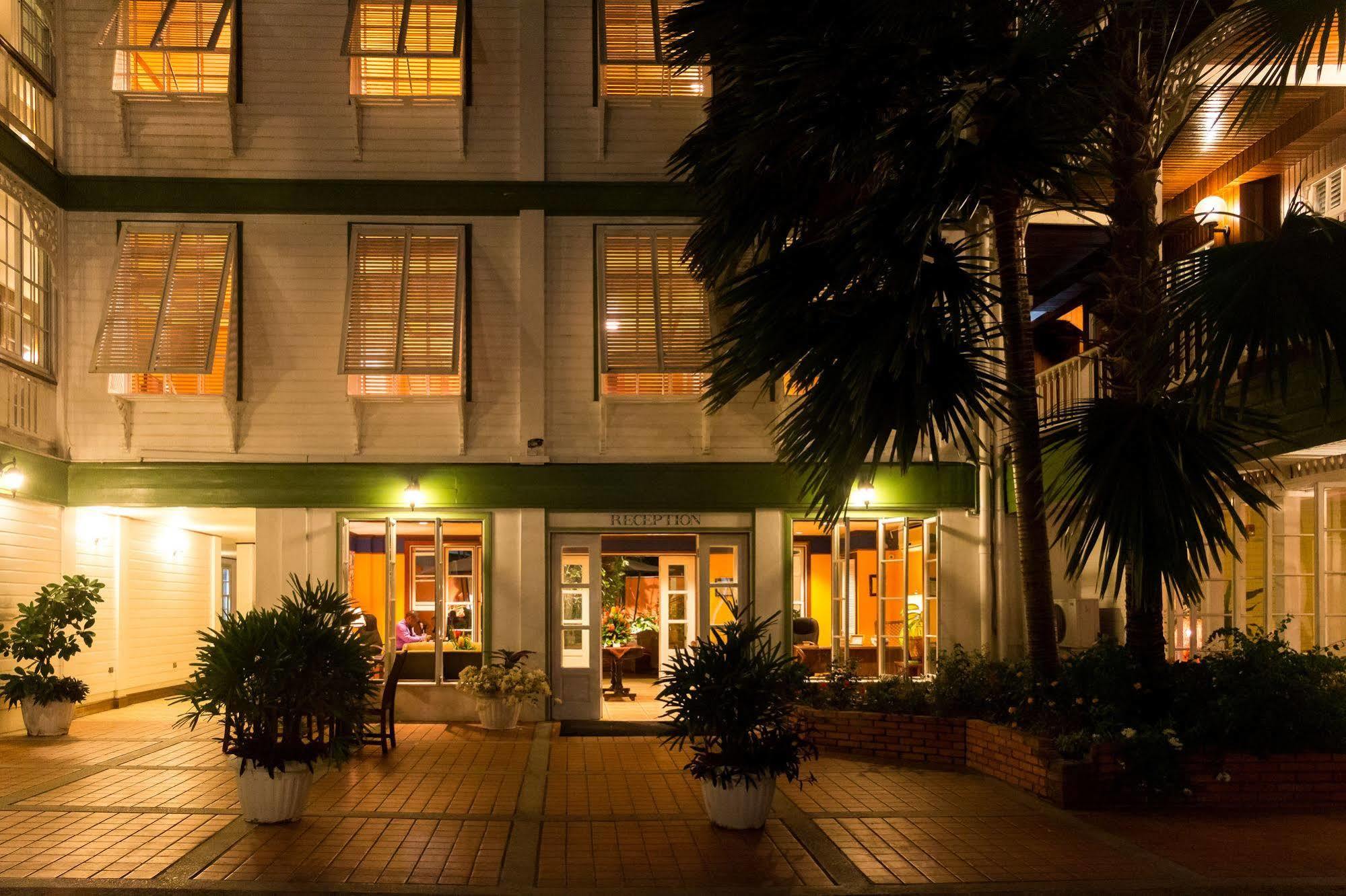 Cara Lodge Hotel Georgetown Eksteriør bilde